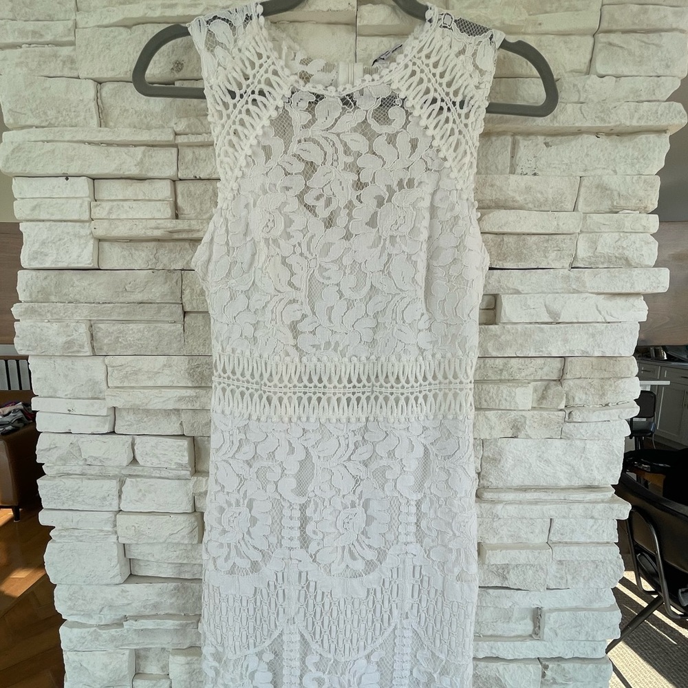 Blàshe White lace dress.